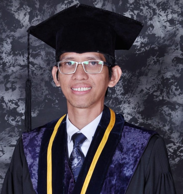 Dr. Taufiq Hidayat, S.Sos., M.M.